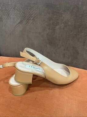 LK Bennett Nude Patent Leather Slingback Pumps 1.75” heel size 36.5